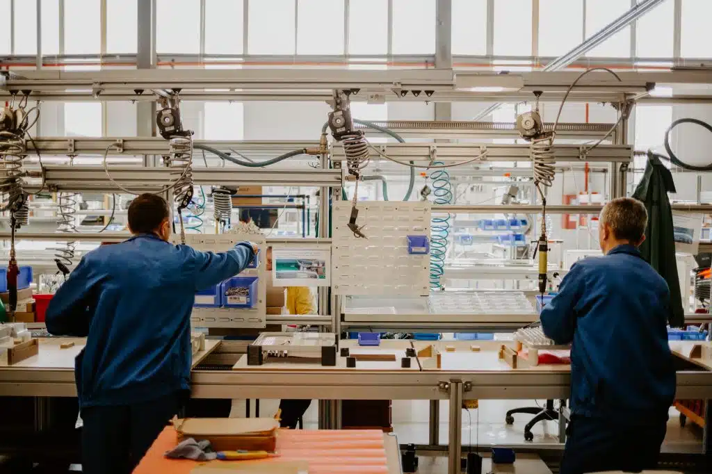injection molding factory