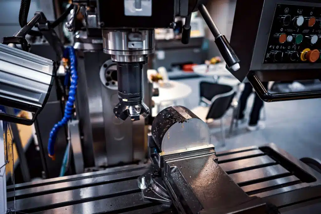 Máquina de mecanizado CNC